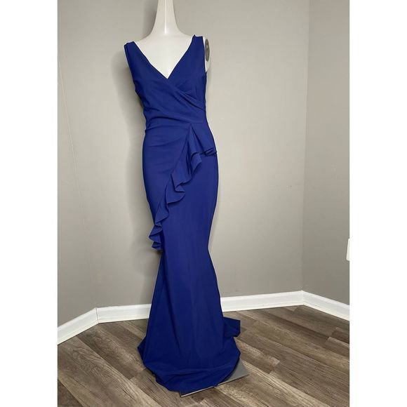 Chiara Boni La Petite Robe
Keke Ruffled Jersey Gown - Picture 6 of 12